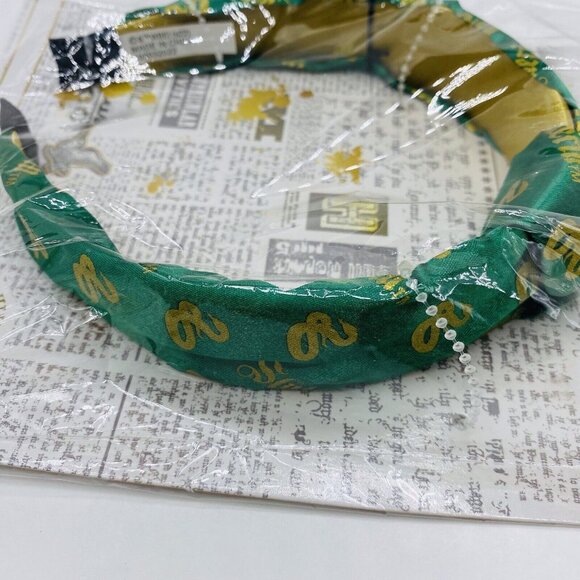 Harry Potter House Headband Slytherin New Metal House Emblem - Picture 3 of 4